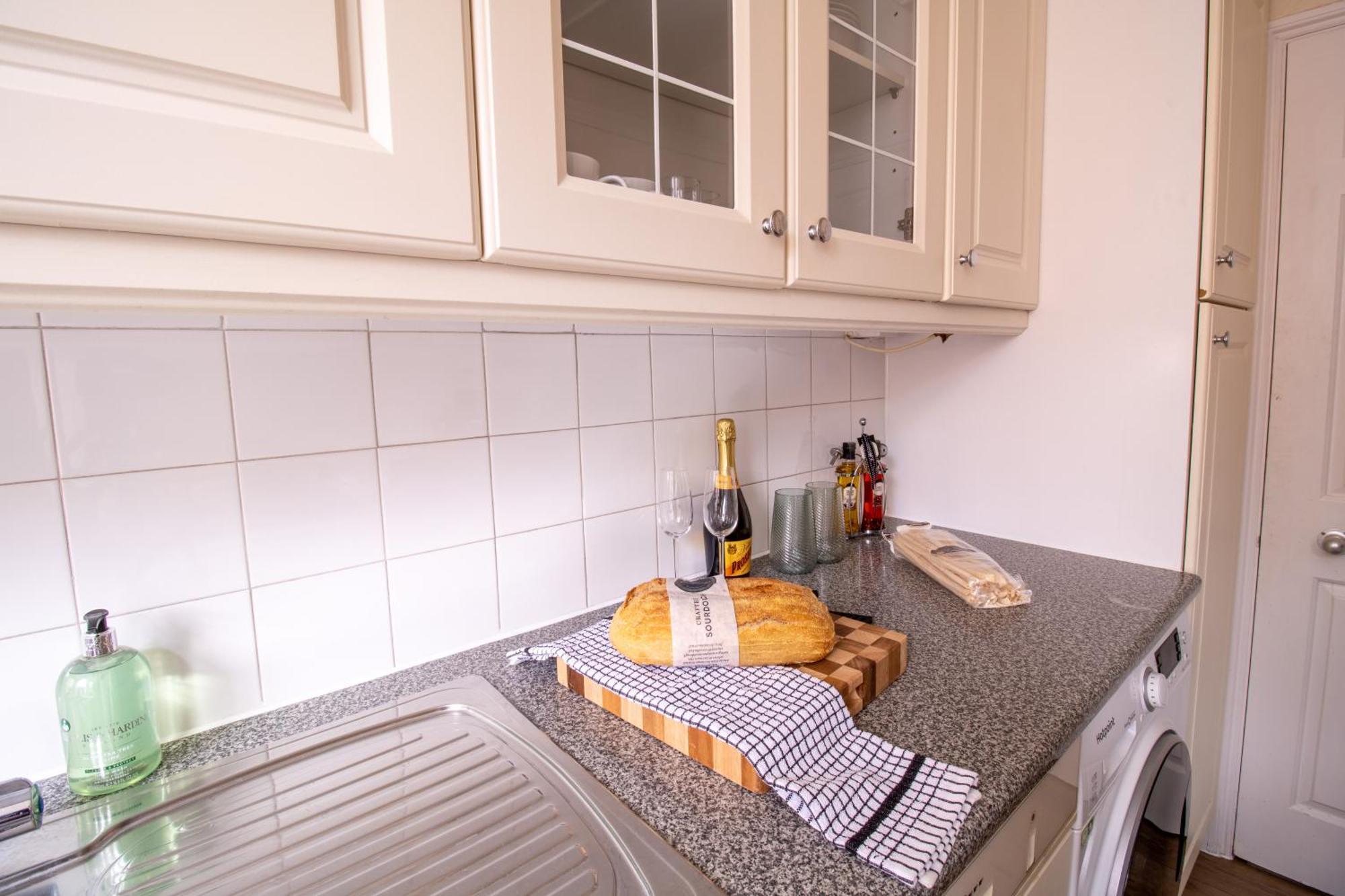 Appartamento Cosy 2-bedroom In Mayfair 8cb - 4th Floor No Elevator Londra